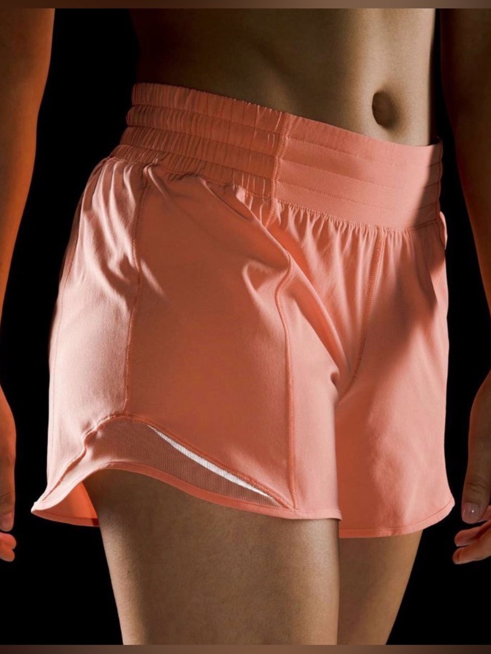 NWT Lululemon athletically  Hotty Hot HR Shorts 4’ Coral Kiss Size 8
